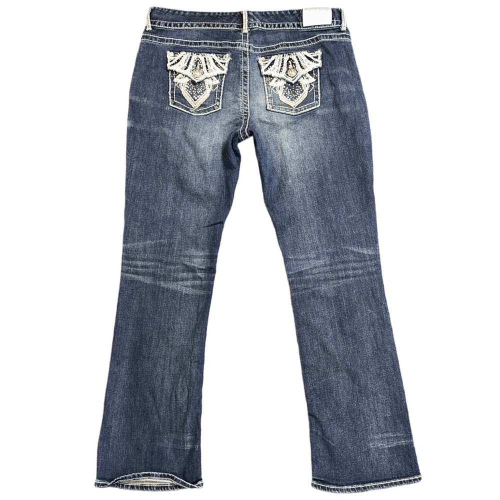 Y2K MAURICES PREMIUM women's dark faded bling embroidered flare jeans, 15/16.